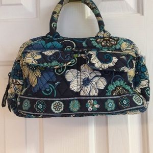 Vera Bradley Mod Floral Blue Retired Hand Bag